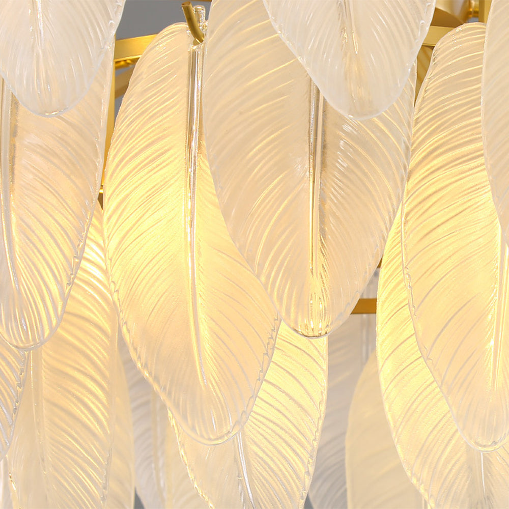 Kirsten Elegant Pearl/Glass/Metal Chandelier, White - Lumpaz