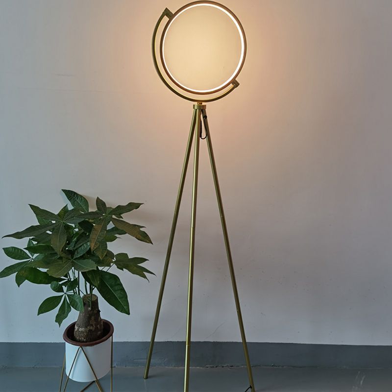 Salgado Modern Circle Tripod Metal Floor Lamp, Black/Gold - Lumpaz