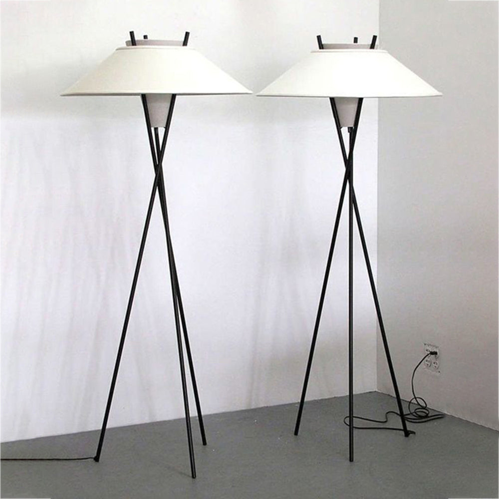 Carins Modern Tripod Metal/Fabric Floor Lamp, White - Lumpaz