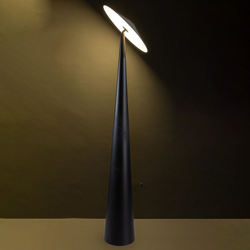 Salgado Modern Saucer Shaped Metal Floor Lamp, Black - Lumpaz