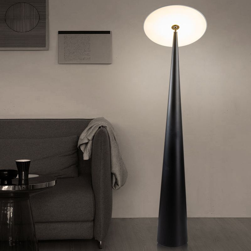 Salgado Modern Saucer Shaped Metal Floor Lamp, Black - Lumpaz