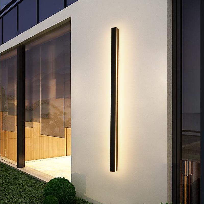 Outdoor Waterproof Long Strip Metal Black Modern LED Outdoor Wall Lights - Lumpaz