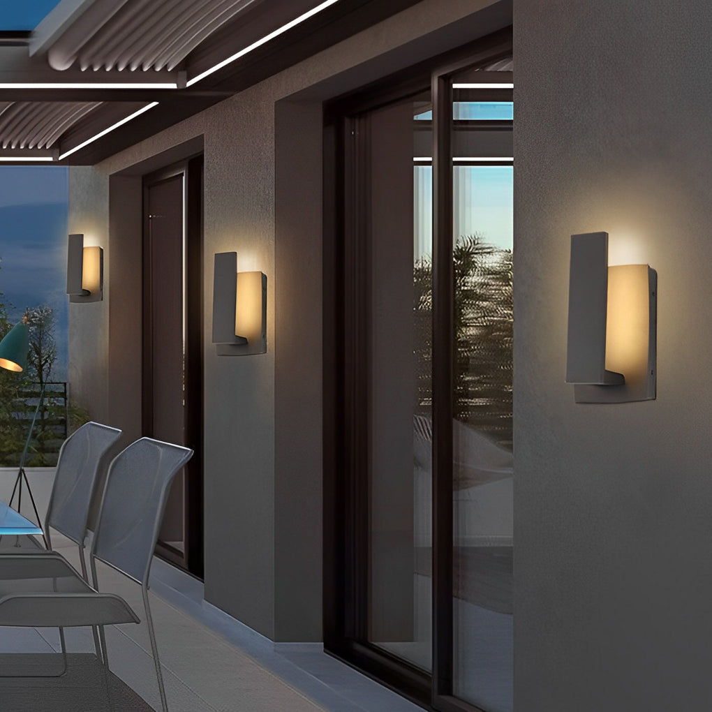 Waterproof Minimalist Aluminum LED Black Modern Outdoor Wall Light - Lumpaz