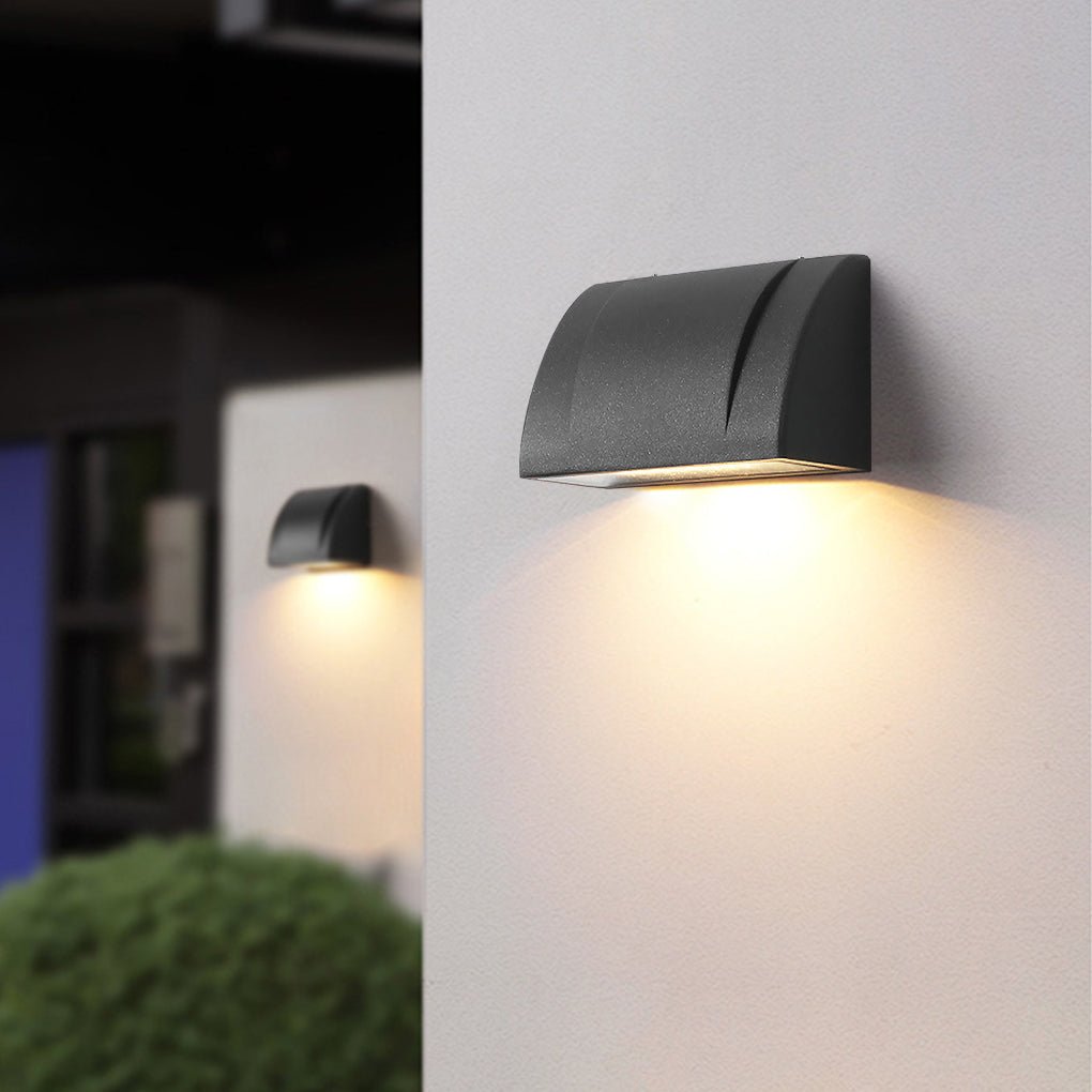 Modern Minimalist Waterproof Outdoor LED Wall Light for Patio Balcony Garden - Lumpaz