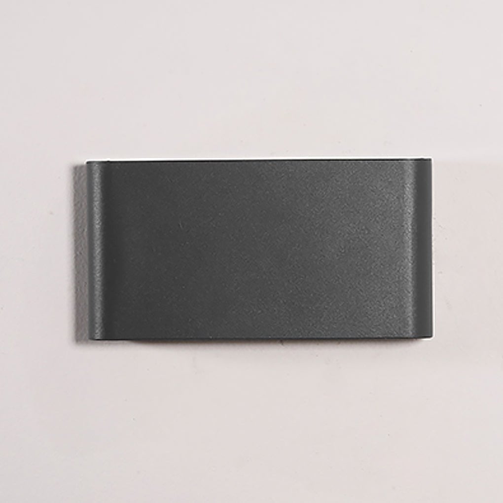Minimalist Outdoor Waterproof LED Exterior Wall Light for Garden Balcony - Lumpaz