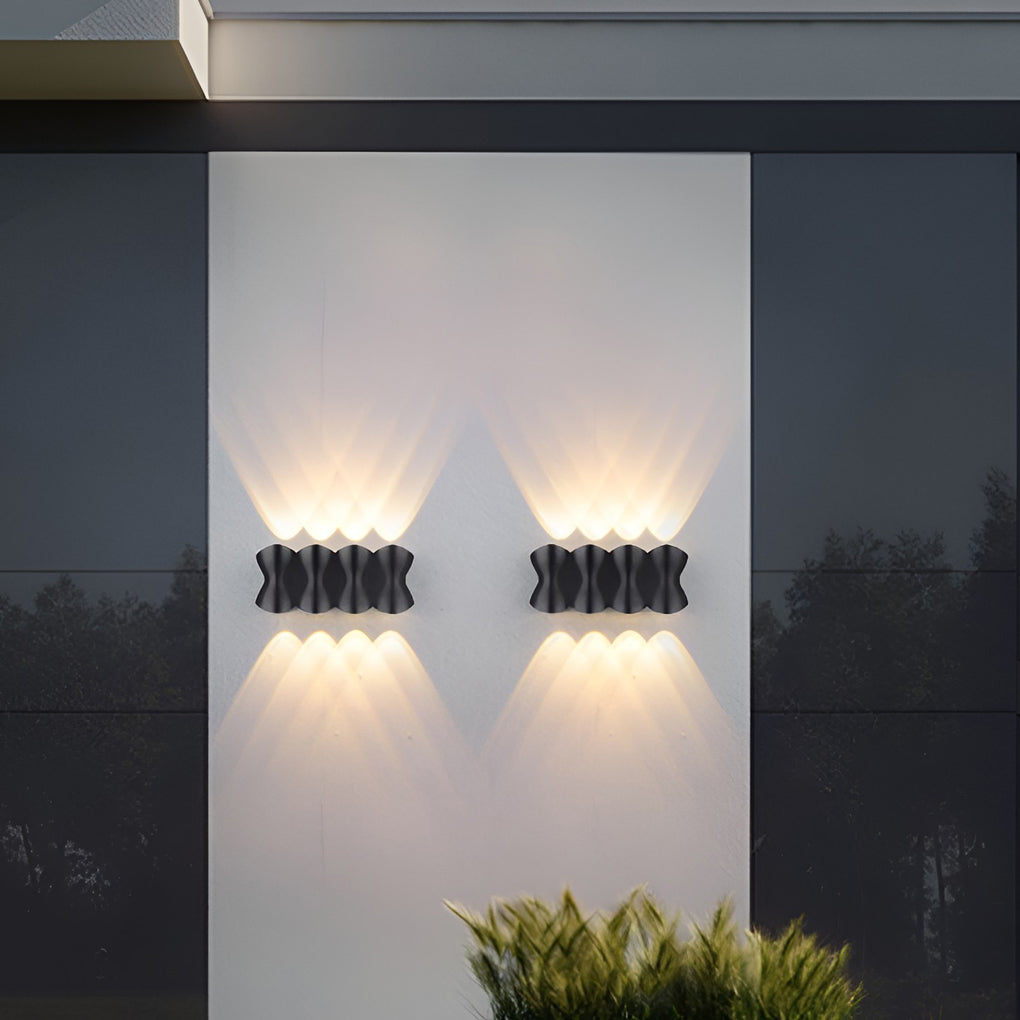 Creative LED Up and Down Lights Waterproof Modern Outdoor Wall Lamp - Lumpaz