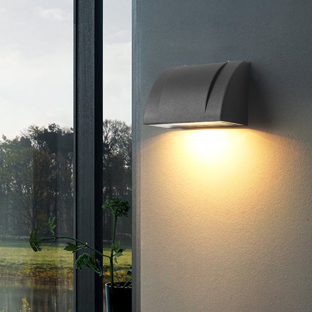 Modern Minimalist Waterproof Outdoor LED Wall Light for Patio Balcony Garden - Lumpaz