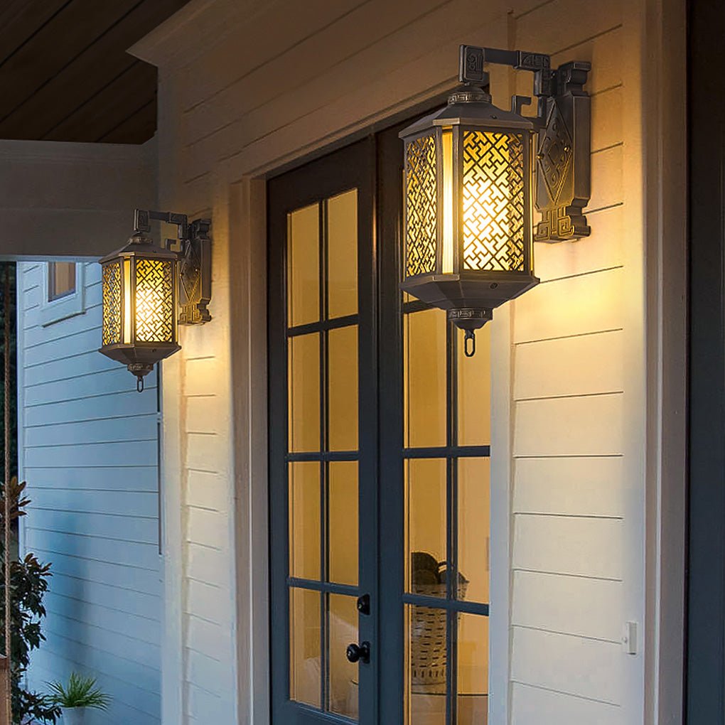 Classical Hollow Pattern Outdoor Waterproof Wall Lamp for Villa Courtyard Corridor - Lumpaz