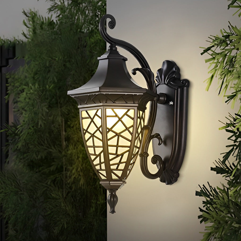 Retro Pattern Waterproof Black American Style Solar Powered Wall Lamp - Lumpaz