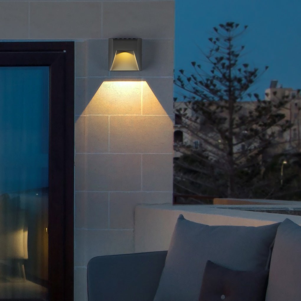 Outdoor Waterproof LED Wall Light for Villa Foyer Garden Corridor Balcony - Lumpaz