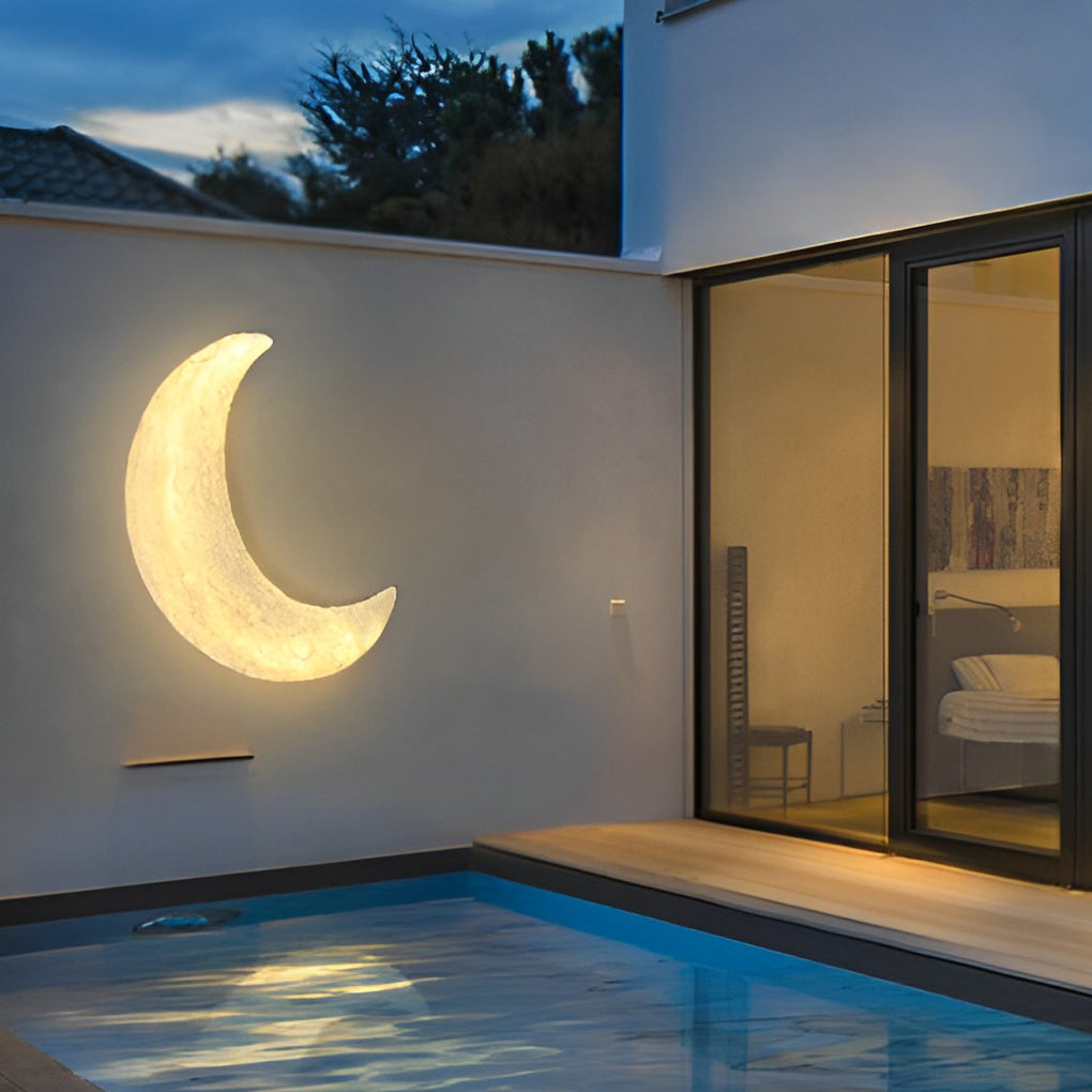Creative Resin Moon Waterproof LED Modern Outdoor Wall Sconce Lighting - Lumpaz