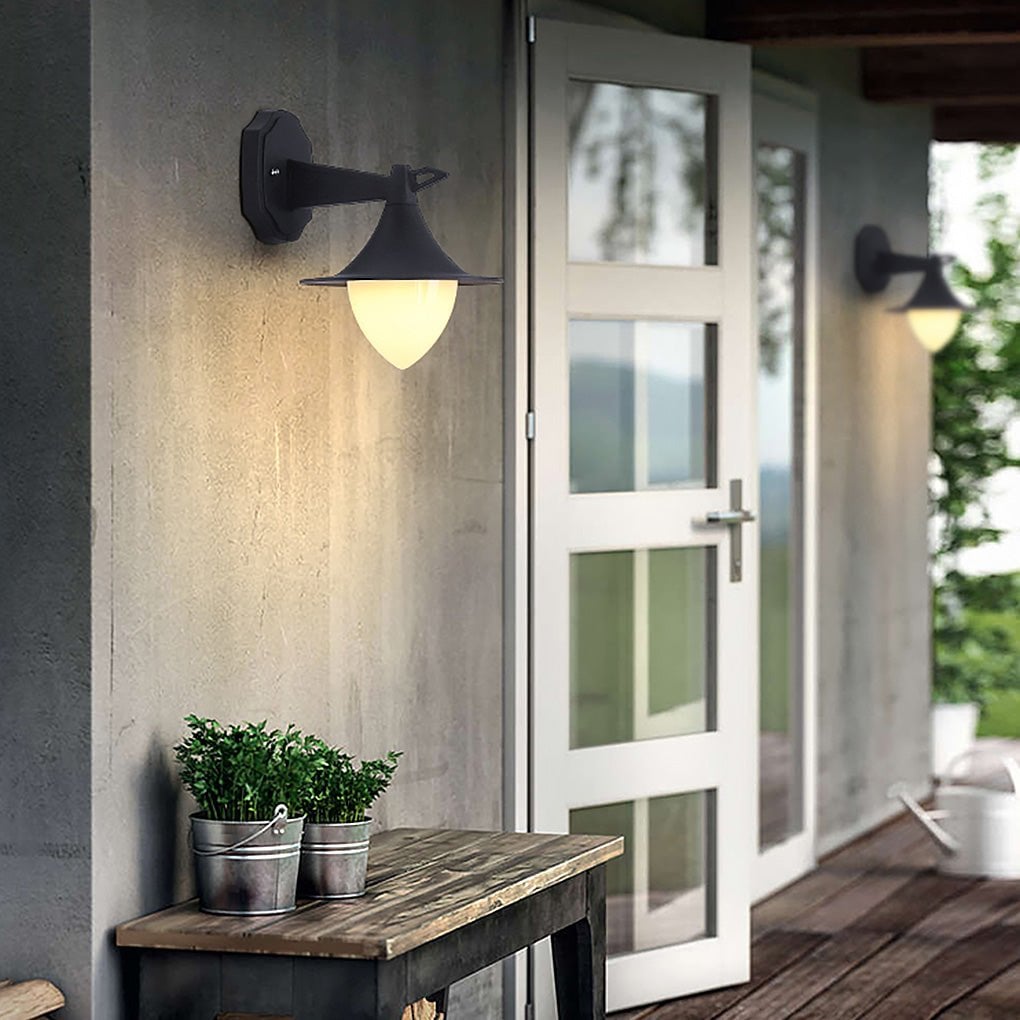 Retro Classic Outdoor Waterproof LED Wall Light for Villa Balcony Garden - Lumpaz