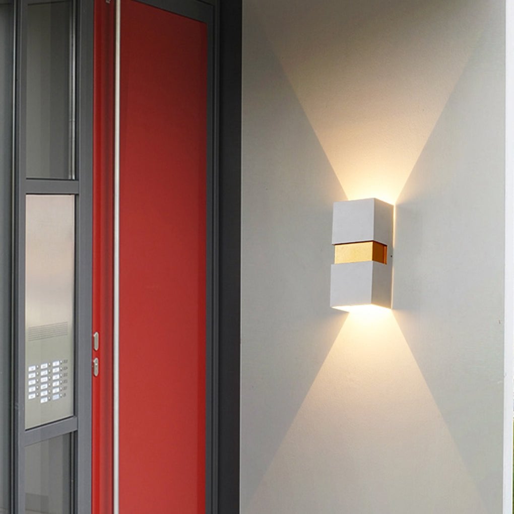 Modern Minimalist Outdoor LED Waterproof Wall Light for Villa Balcony Aisle Lighting - Lumpaz