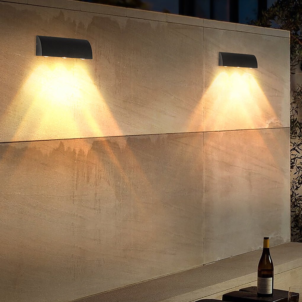 Outdoor Minimalist LED Waterproof Wall Light for Courtyard Balcony Foyer - Lumpaz