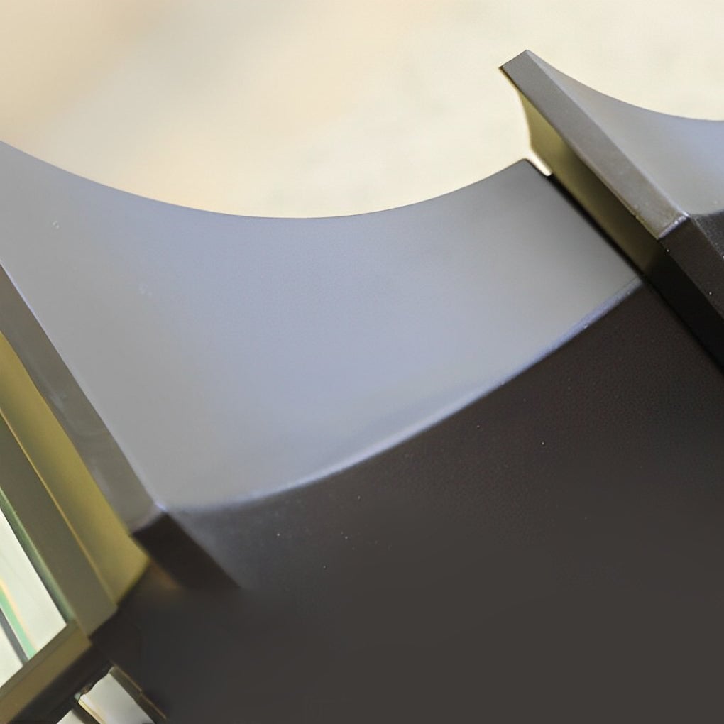 Retro Waterproof Creative Stripes Glass Shade Modern Outdoor Wall Light - Lumpaz