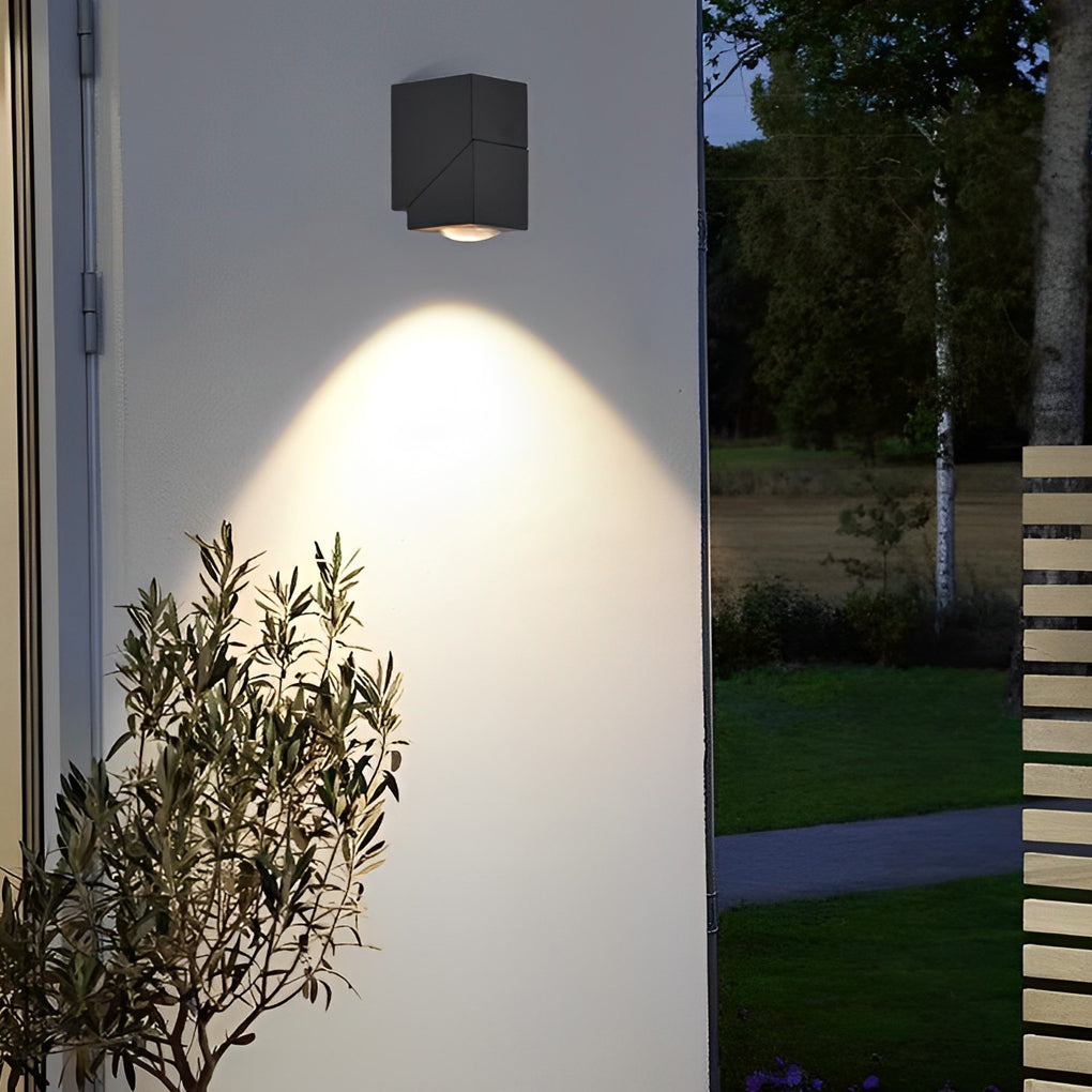 Adjustable Up and Down Light Motion Sensor Waterproof Black Wall Lamp - Lumpaz