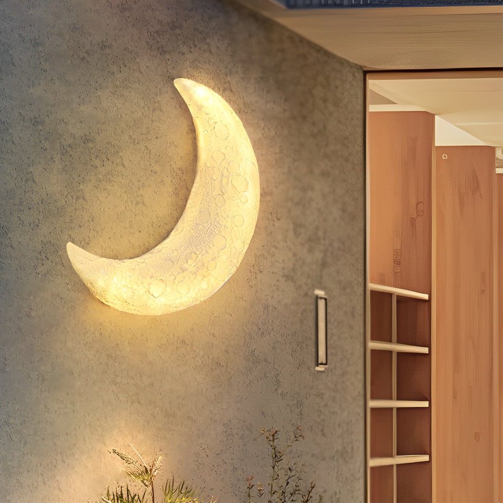 Creative Resin Moon Waterproof LED Modern Outdoor Wall Sconce Lighting - Lumpaz