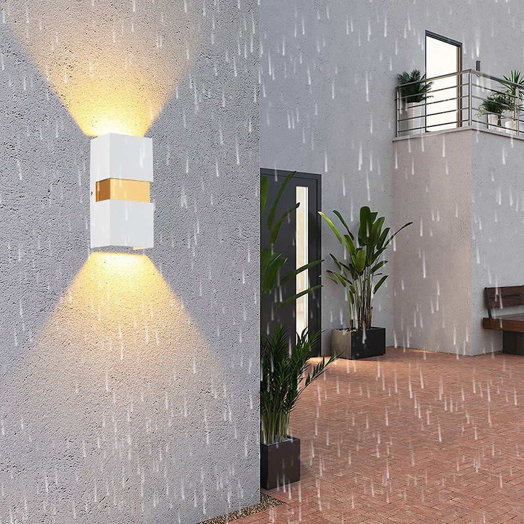 Modern Minimalist Outdoor LED Waterproof Wall Light for Villa Balcony Aisle Lighting - Lumpaz