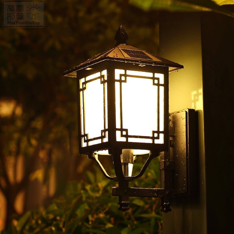 Up/Down Lighting Waterproof Black Vintage Solar Lights Outdoor Lanterns - Lumpaz