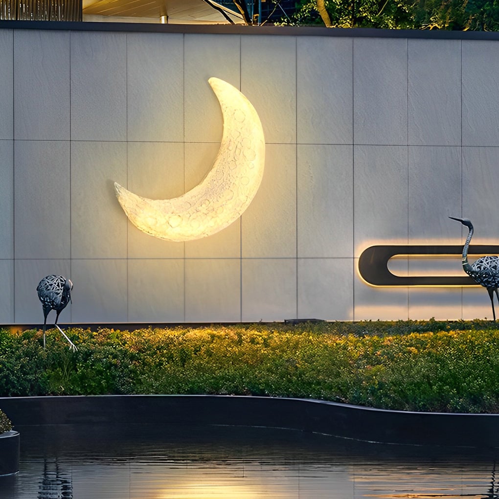 Creative Resin Moon Waterproof LED Modern Outdoor Wall Sconce Lighting - Lumpaz