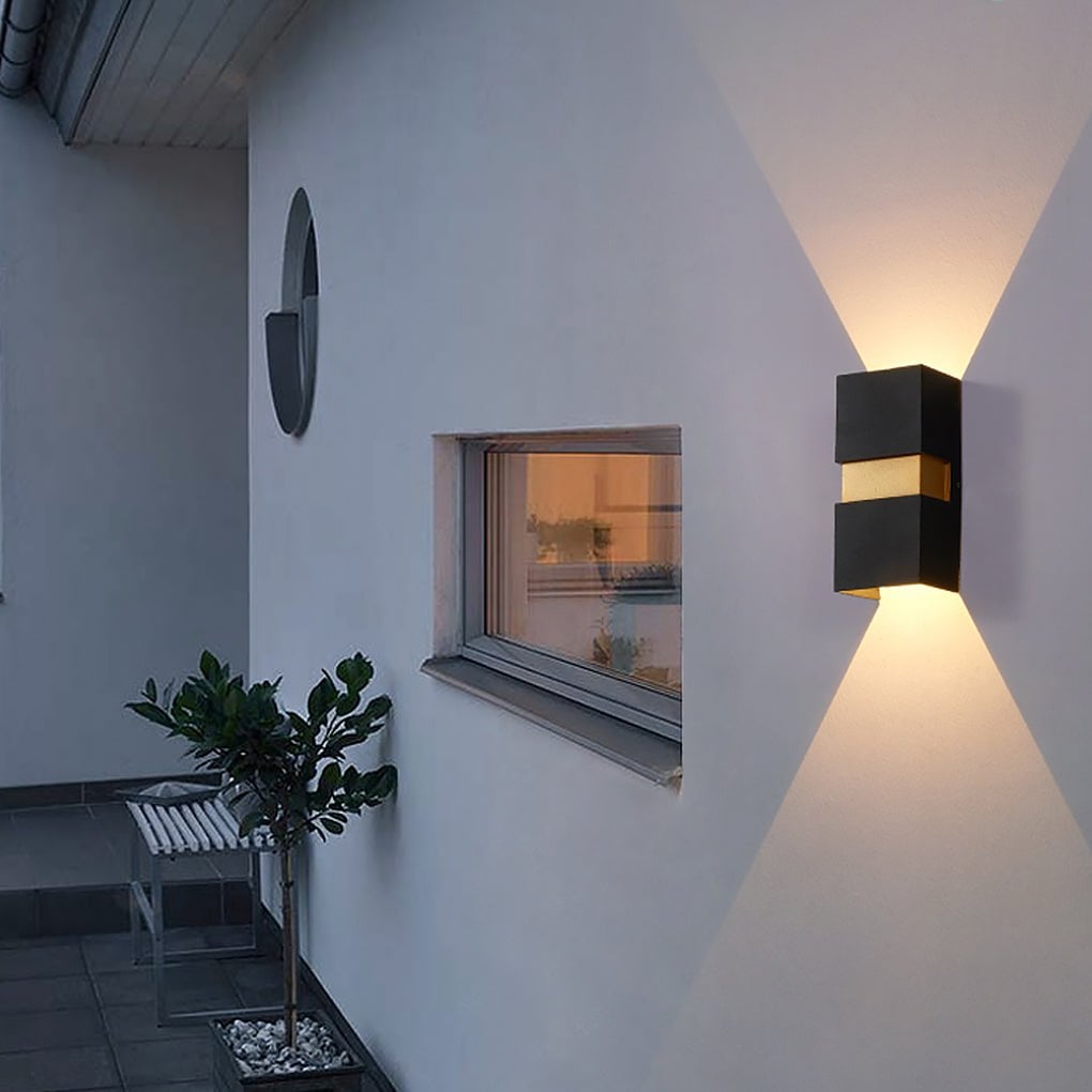 Modern Minimalist Outdoor LED Waterproof Wall Light for Villa Balcony Aisle Lighting - Lumpaz
