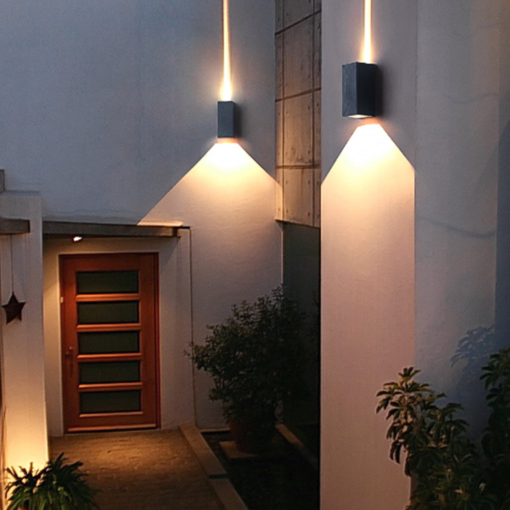 Waterproof Outdoor Up and Down Lights LED Wall Lamp for Villa Balcony Garden - Lumpaz
