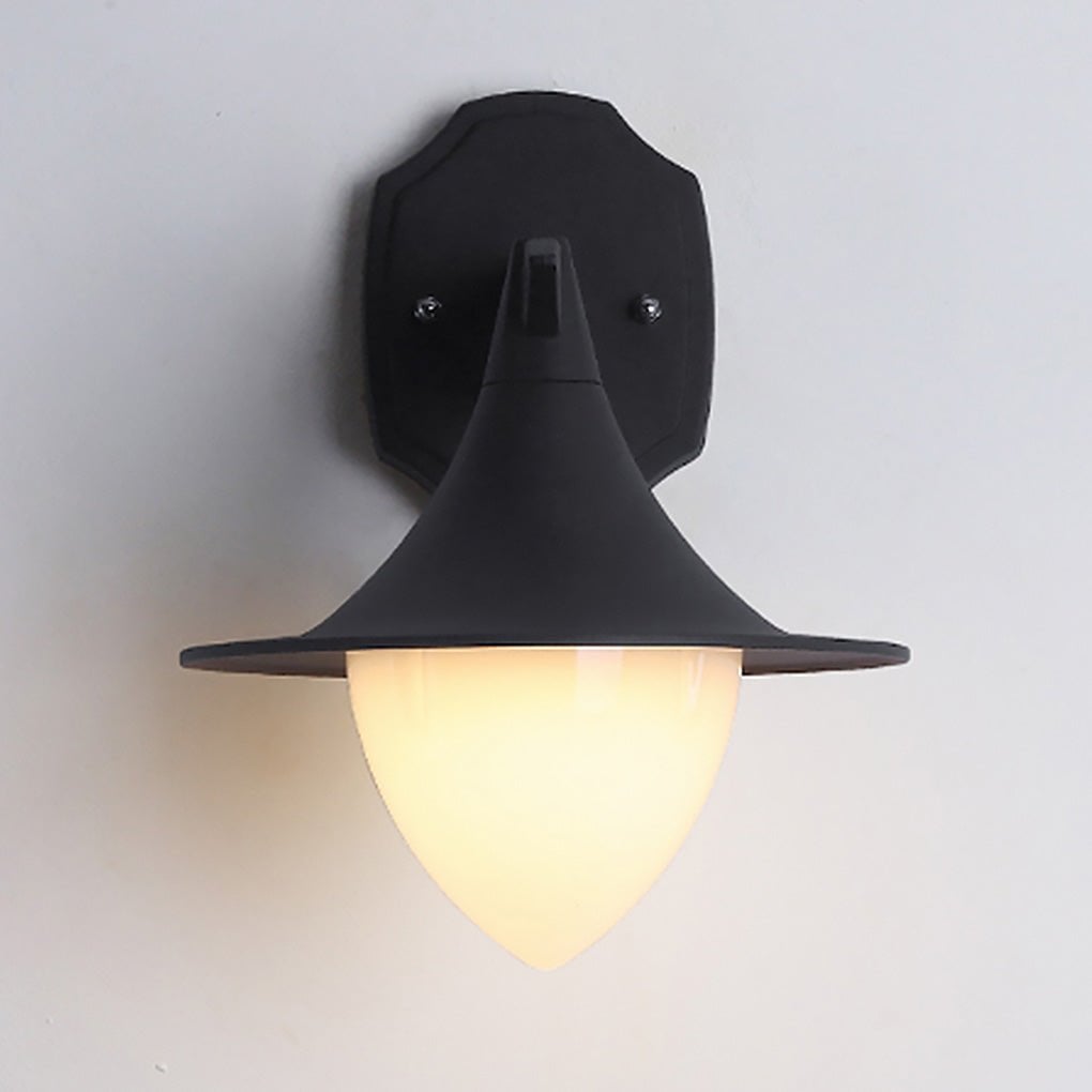 Retro Classic Outdoor Waterproof LED Wall Light for Villa Balcony Garden - Lumpaz