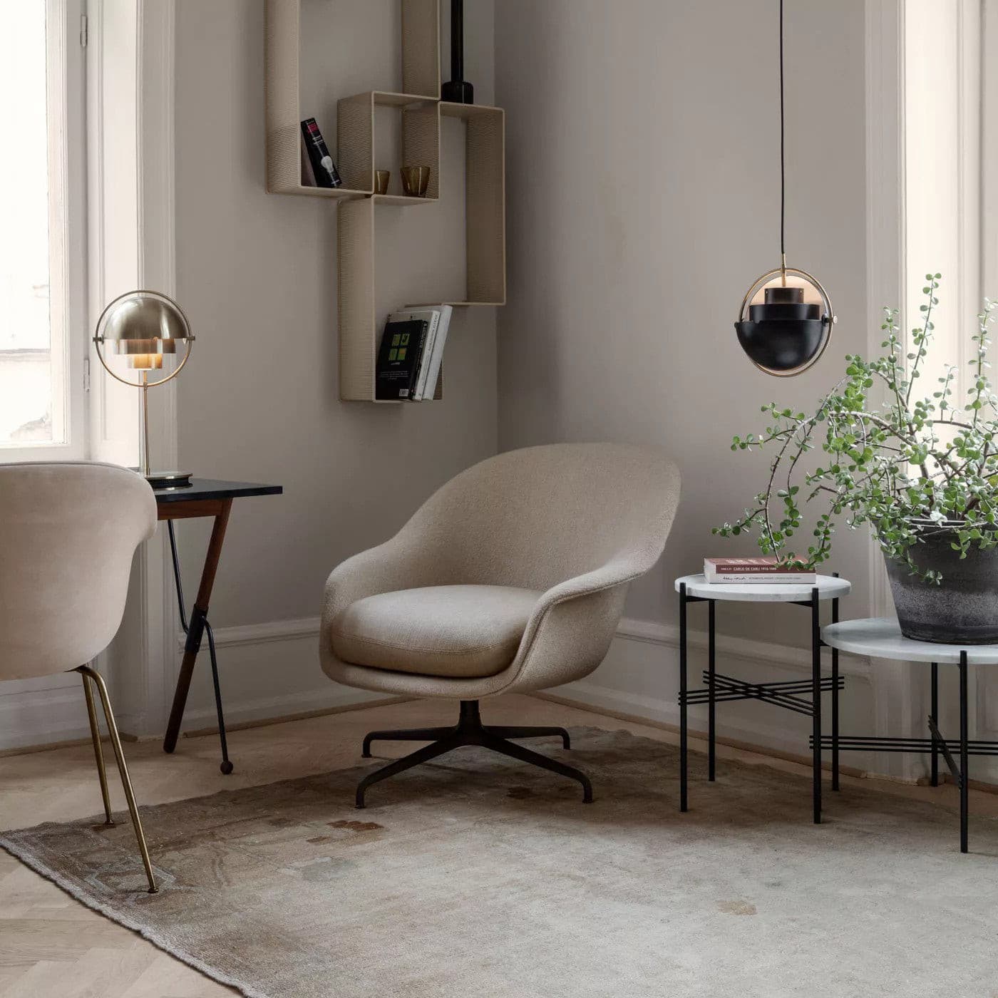 Deformed Ball Pendant Light - Lumpaz