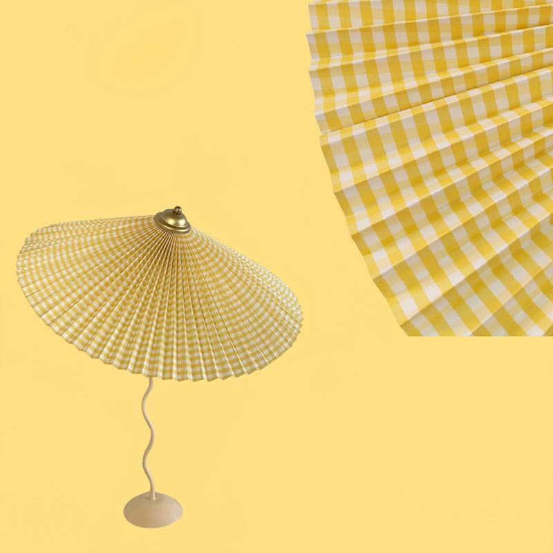 Wiggly Pleated Table Lamp - Lumpaz
