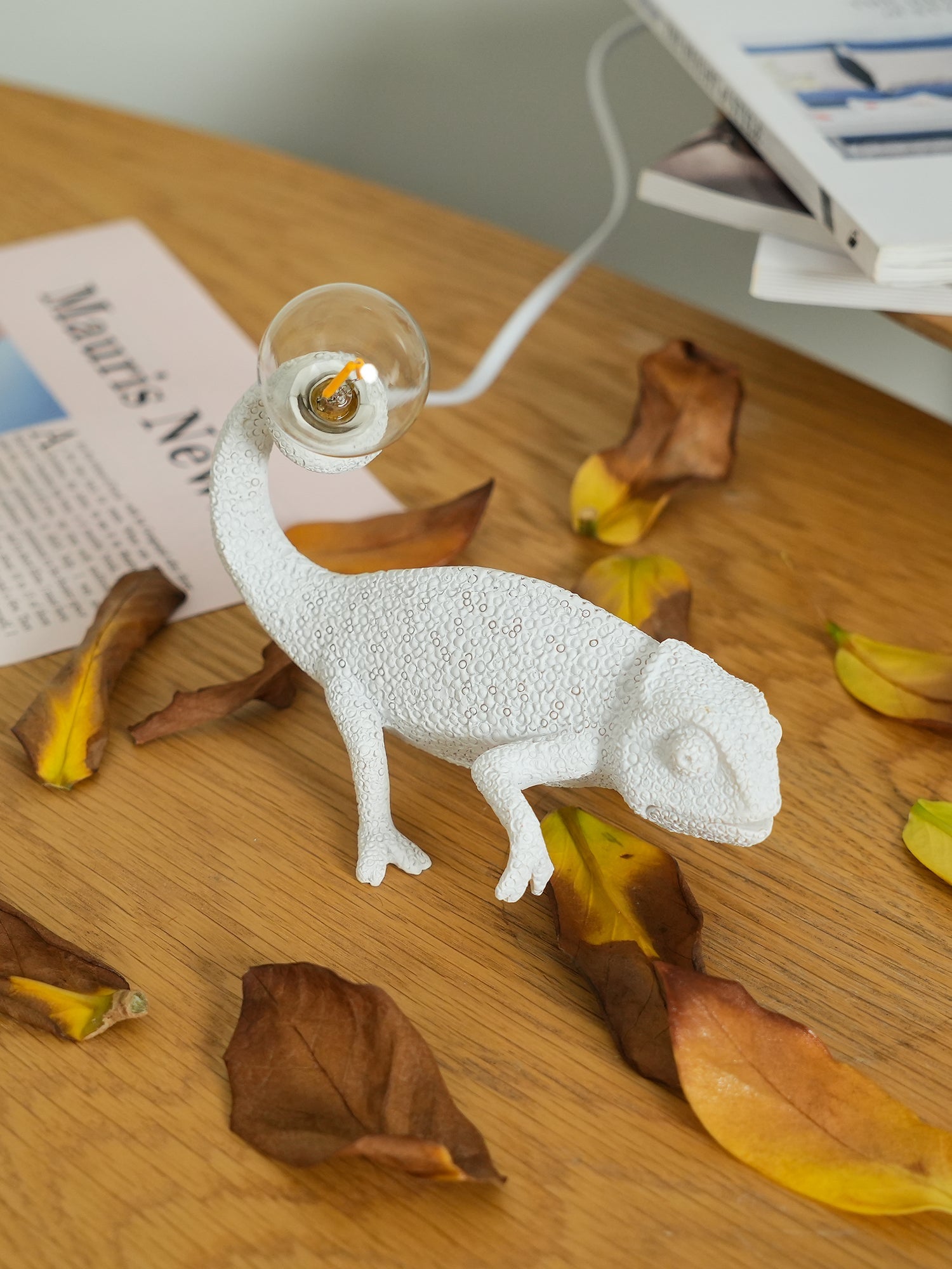 Chameleon Table Lamp - Lumpaz