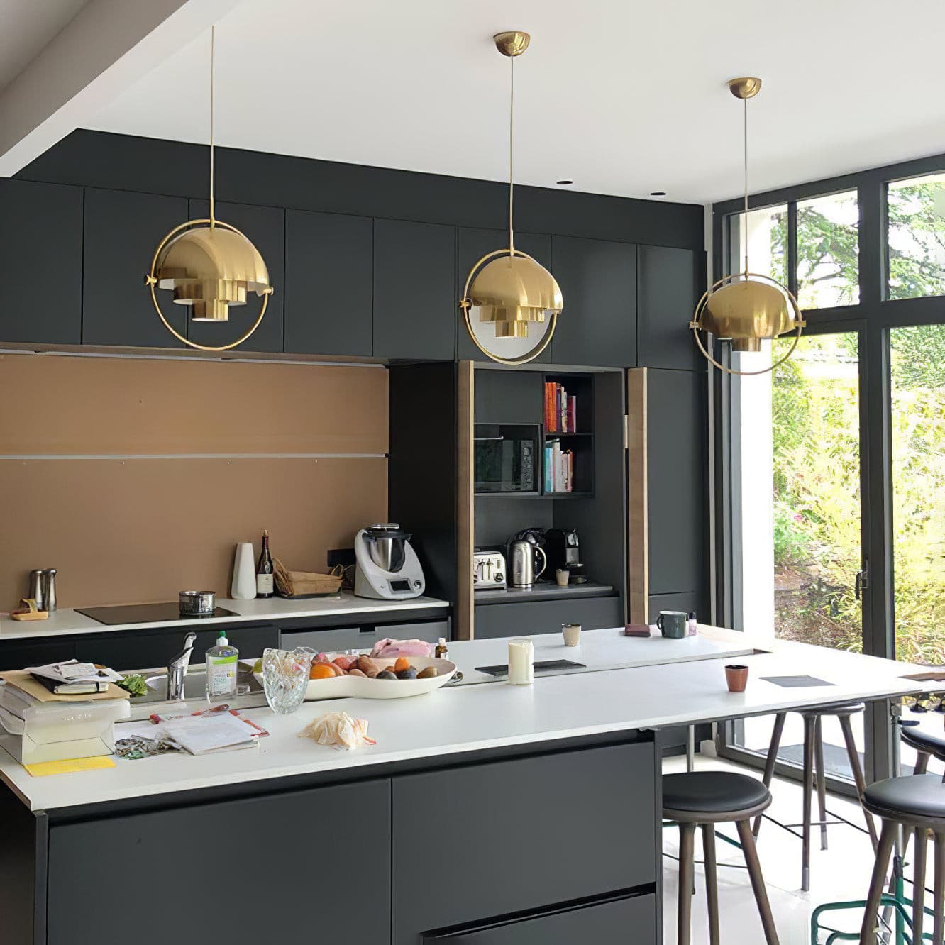 Deformed Ball Pendant Light - Lumpaz