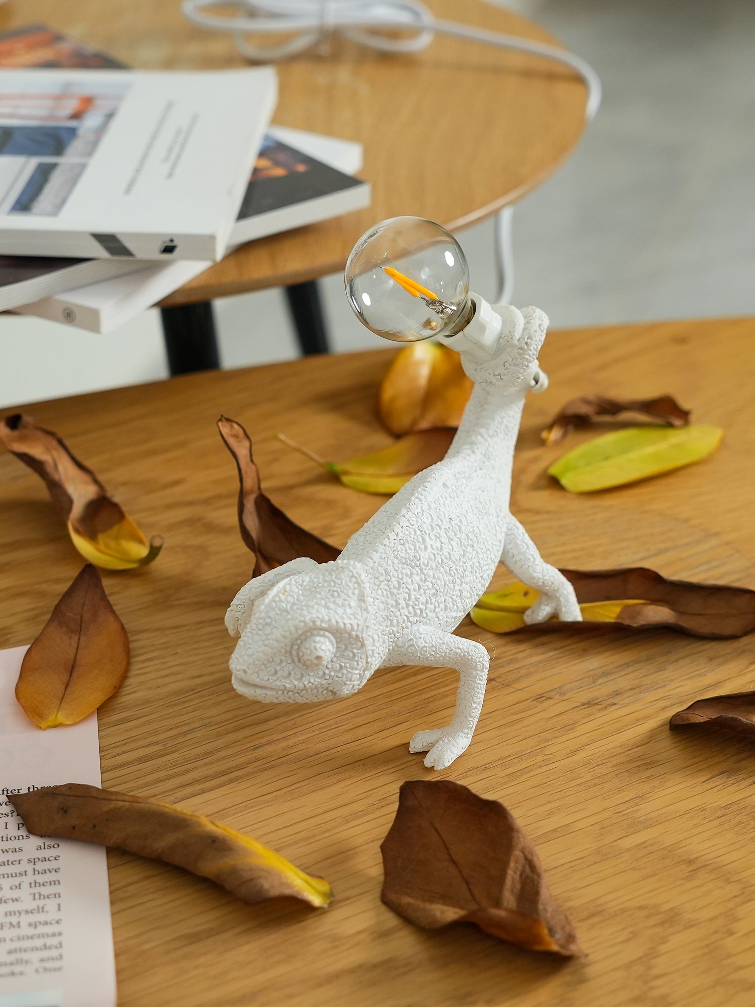 Chameleon Table Lamp - Lumpaz