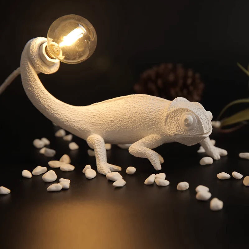 Chameleon Table Lamp - Lumpaz