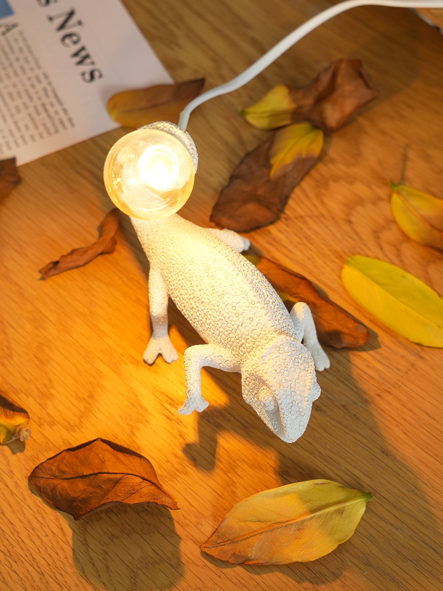 Chameleon Table Lamp - Lumpaz