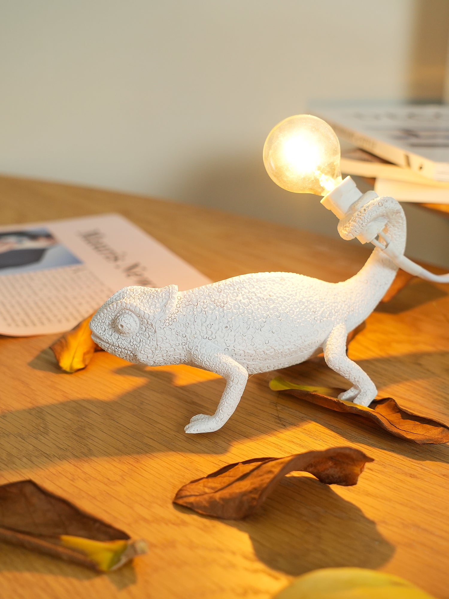Chameleon Table Lamp - Lumpaz