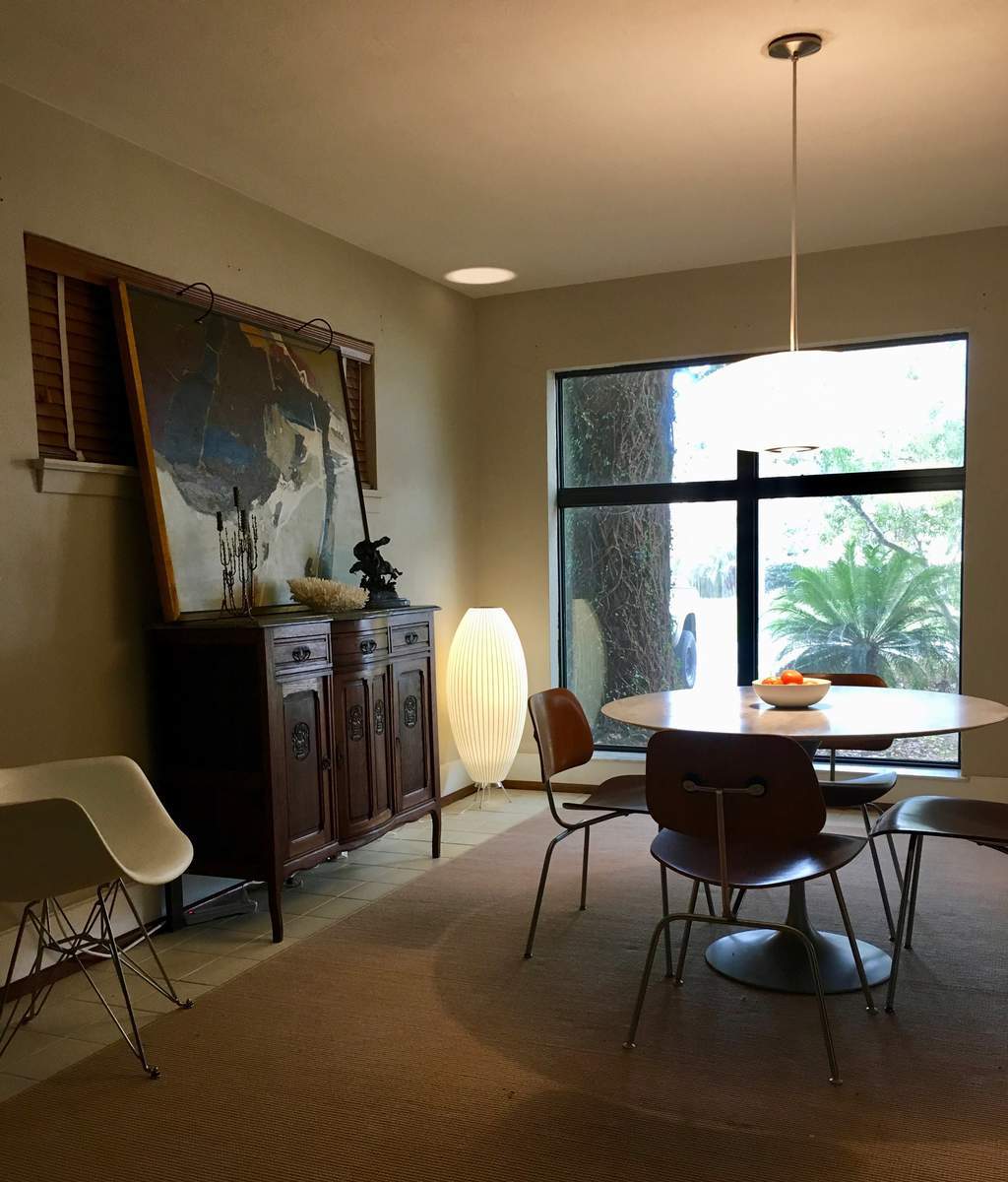 Nelson Tripod Table Lamp - Lumpaz