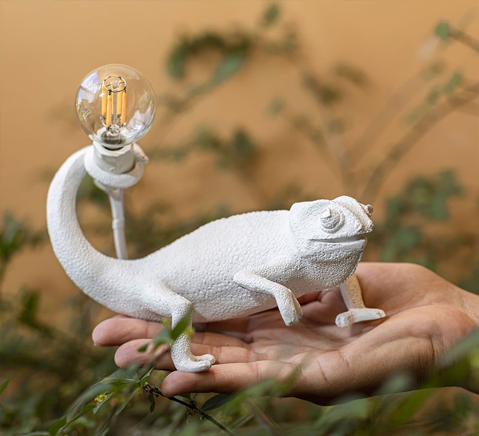 Chameleon Table Lamp - Lumpaz
