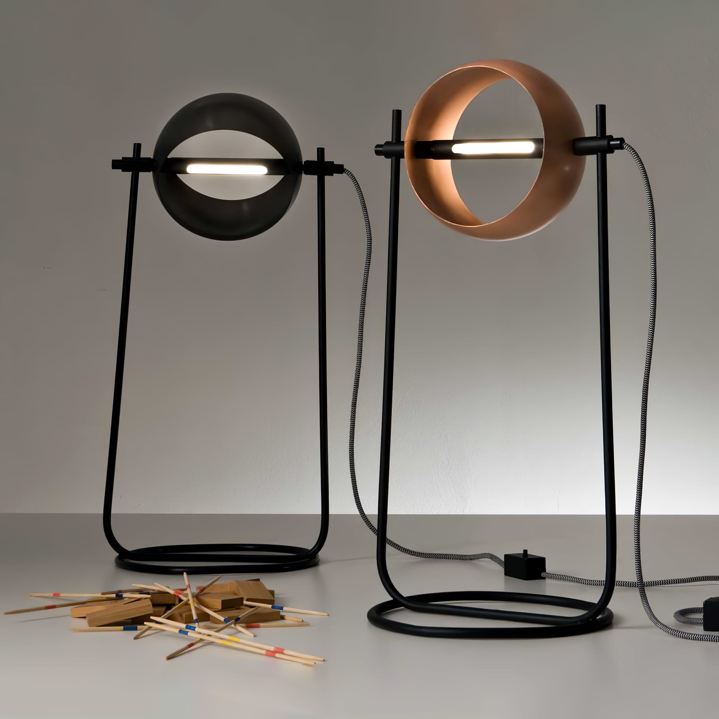 Globe Table Lamp - Lumpaz