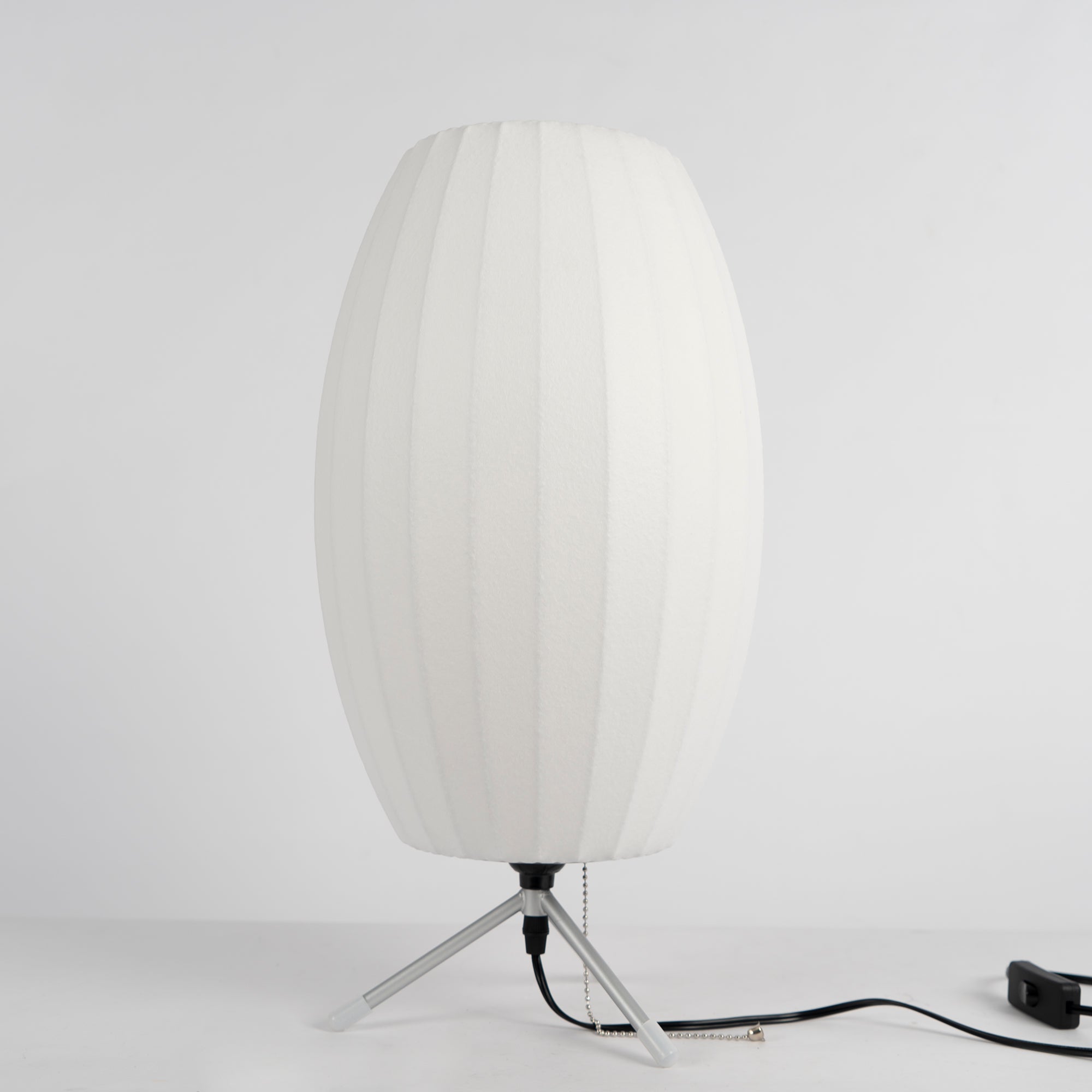 Nelson Tripod Table Lamp - Lumpaz