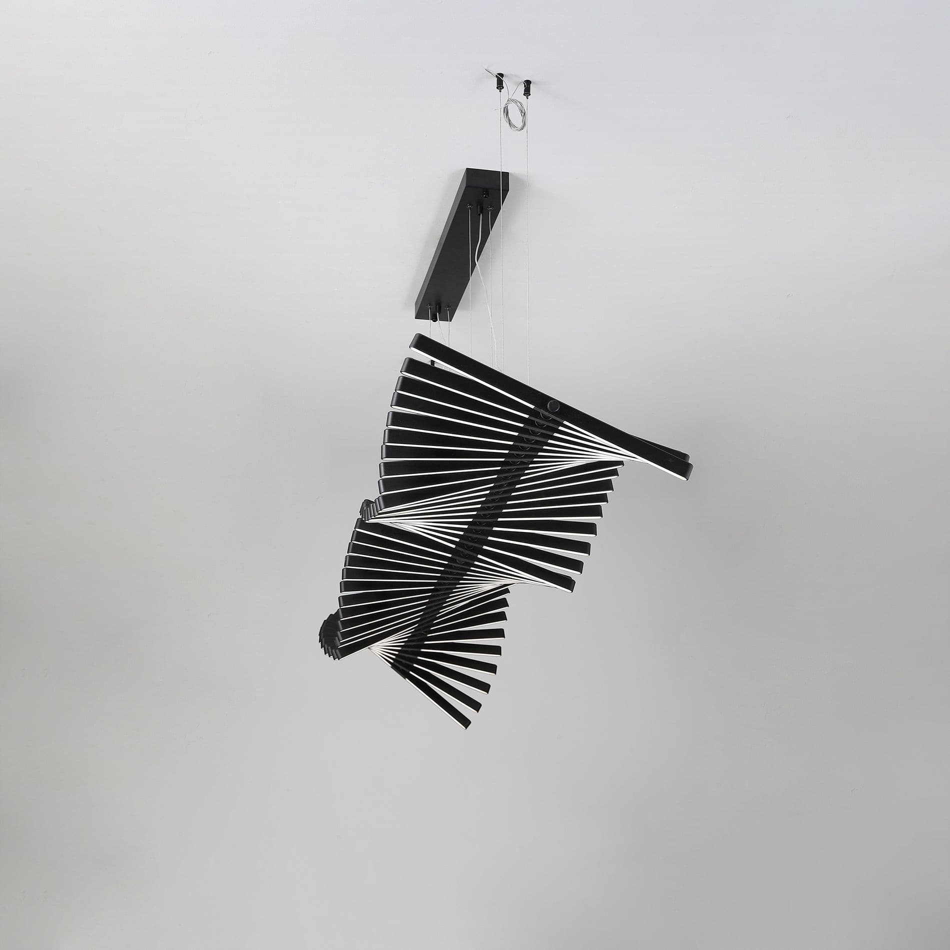 Black Rhythm Collection Chandeliers - Lumpaz