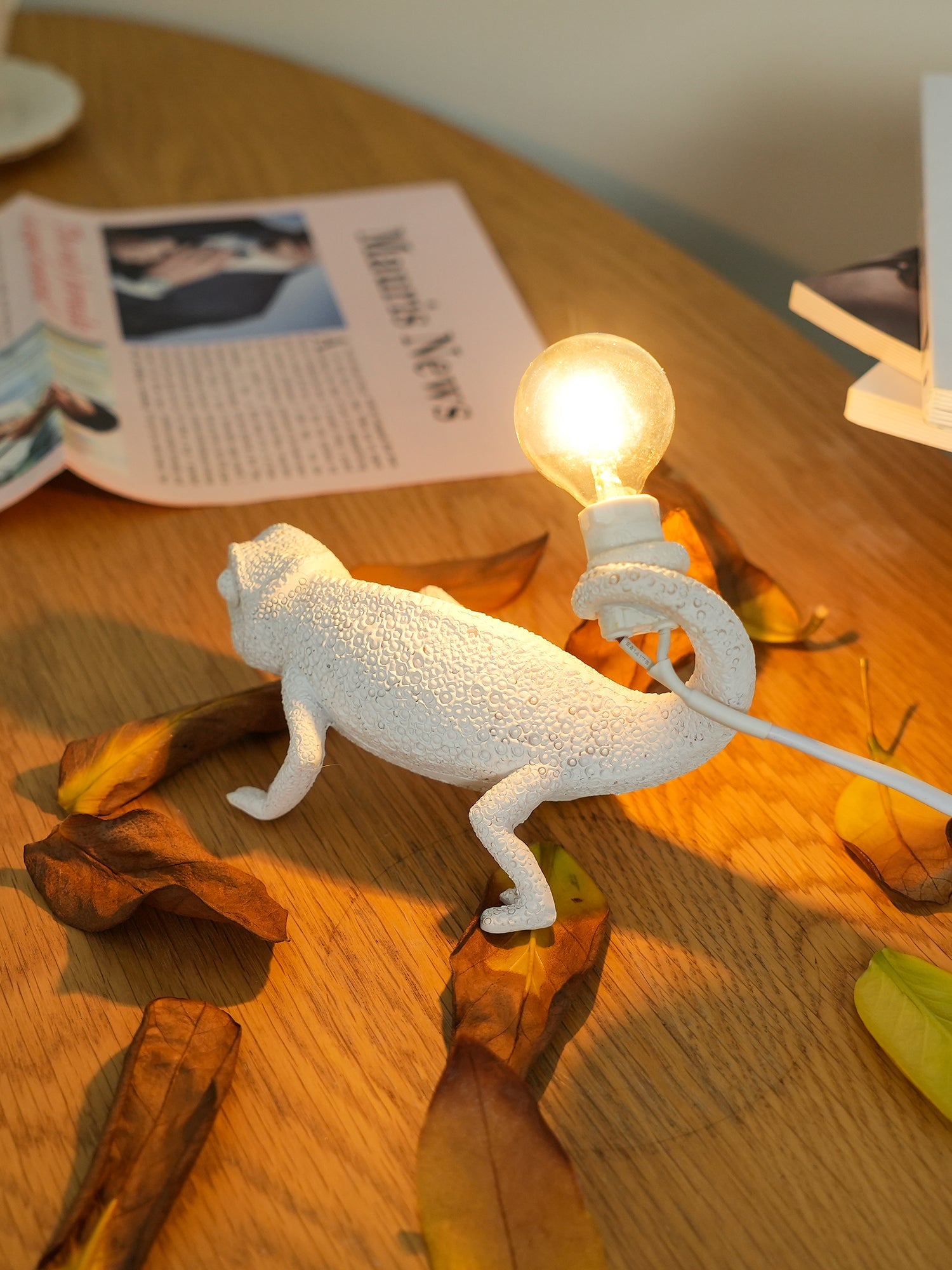 Chameleon Table Lamp - Lumpaz