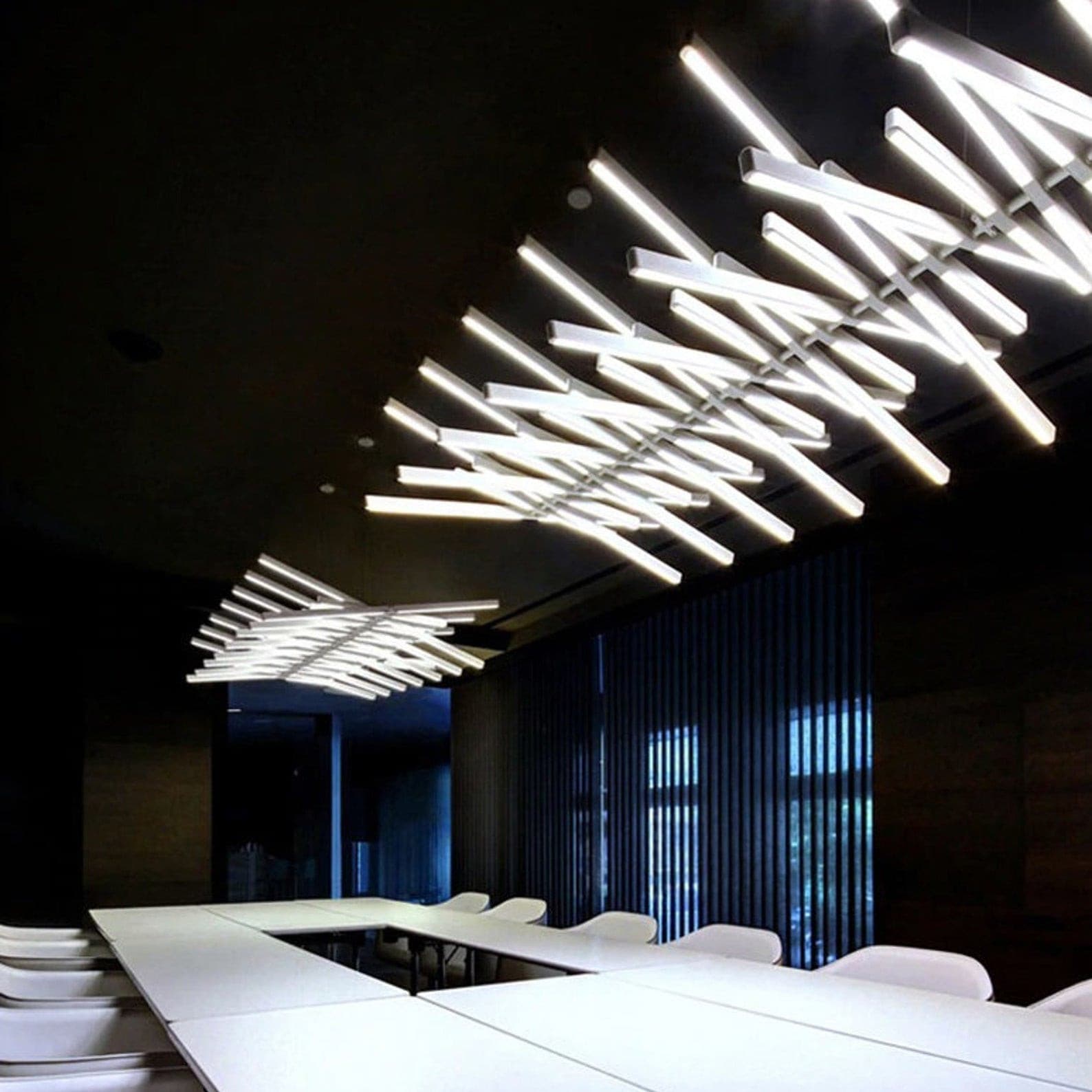 Black Rhythm Collection Chandeliers - Lumpaz