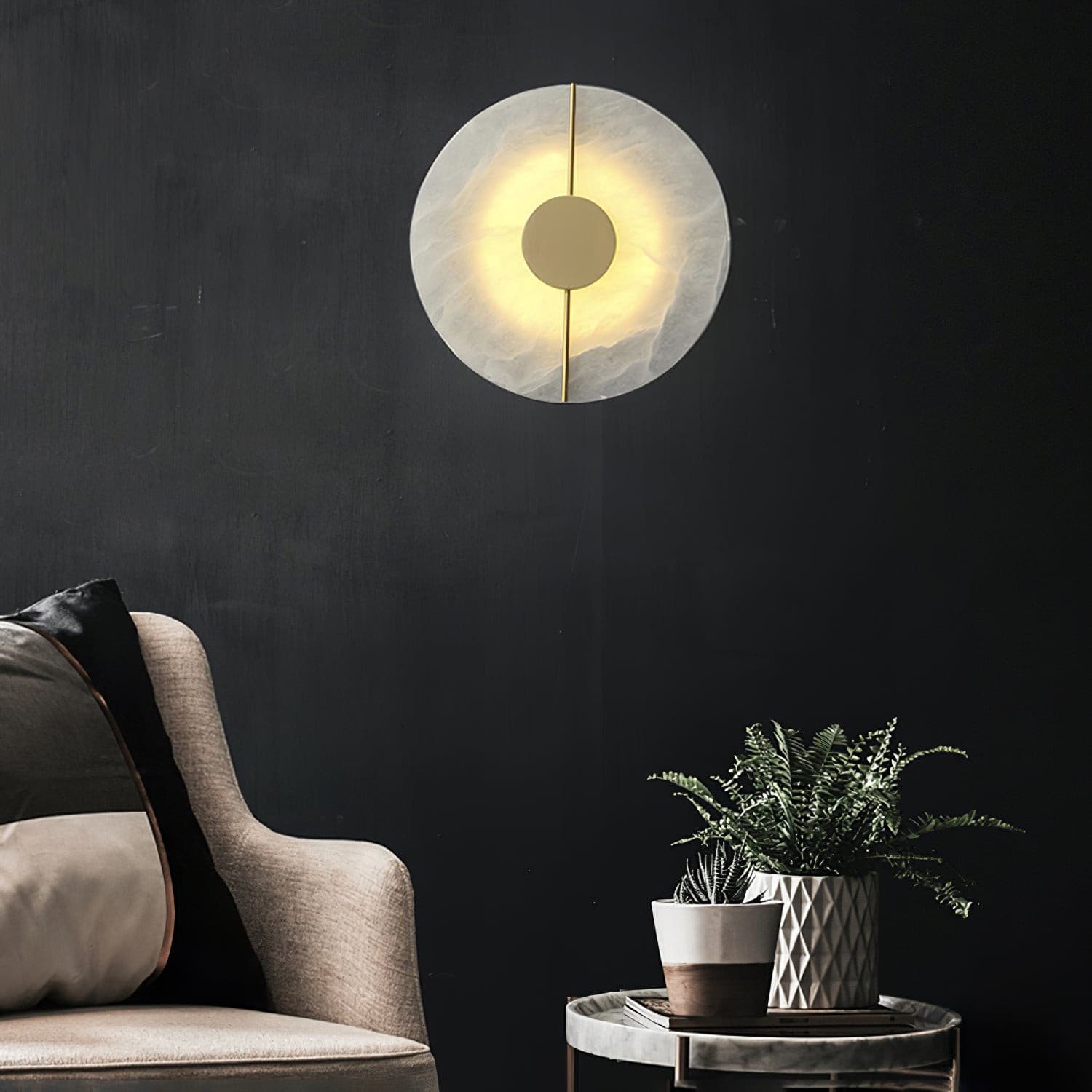 Artistic Alabaster Wall Lamp - Lumpaz