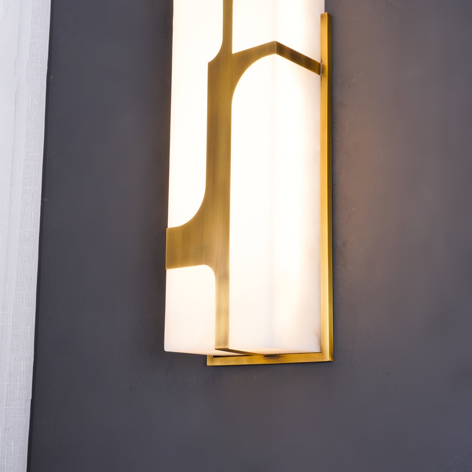 Ariel Wall Lamp - Lumpaz