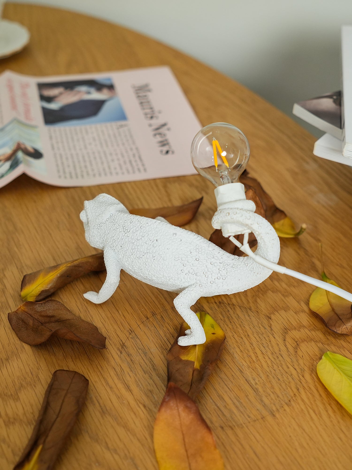 Chameleon Table Lamp - Lumpaz