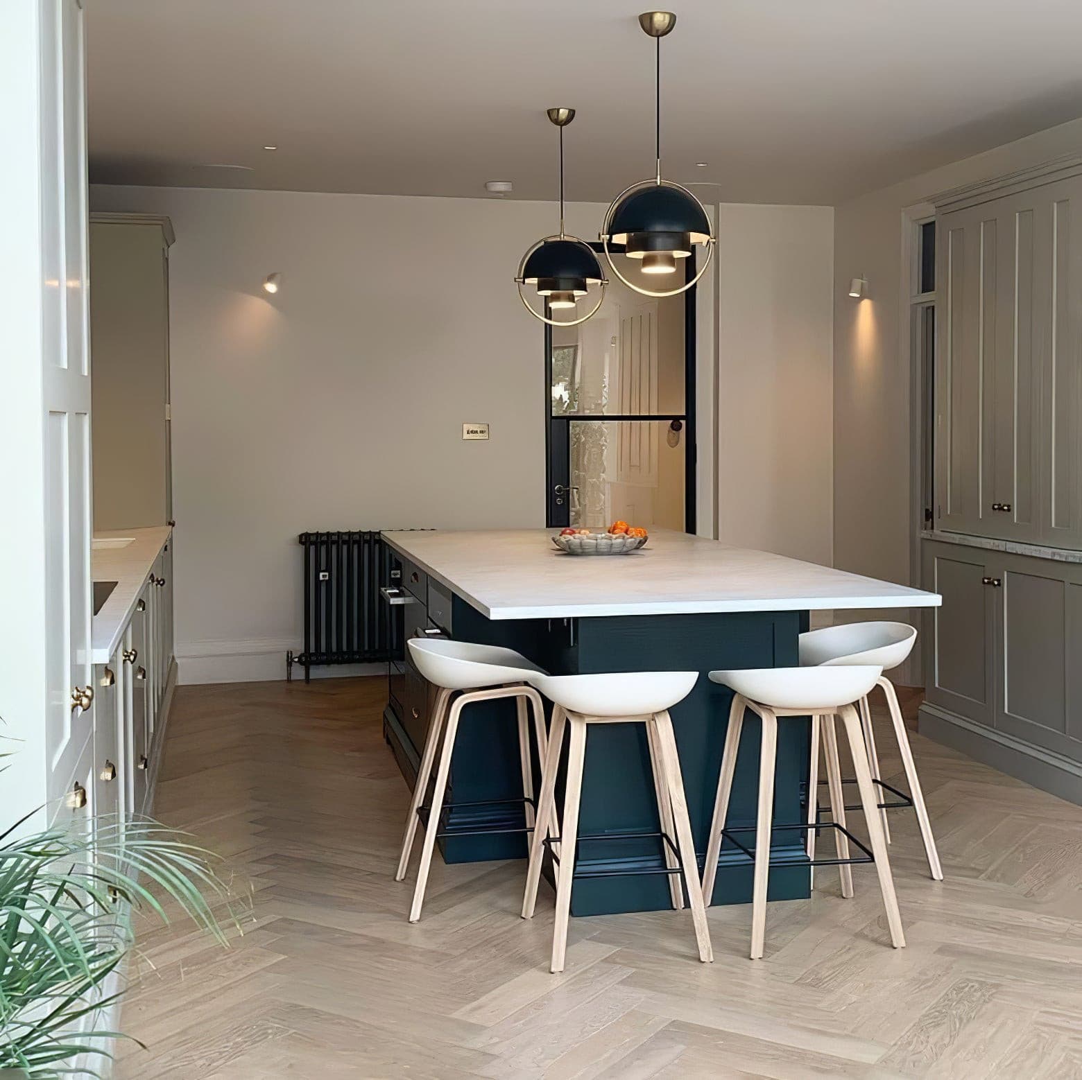 Deformed Ball Pendant Light - Lumpaz