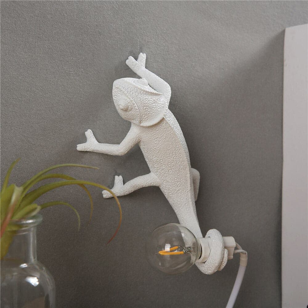 Chameleon Wall Lamp - Lumpaz