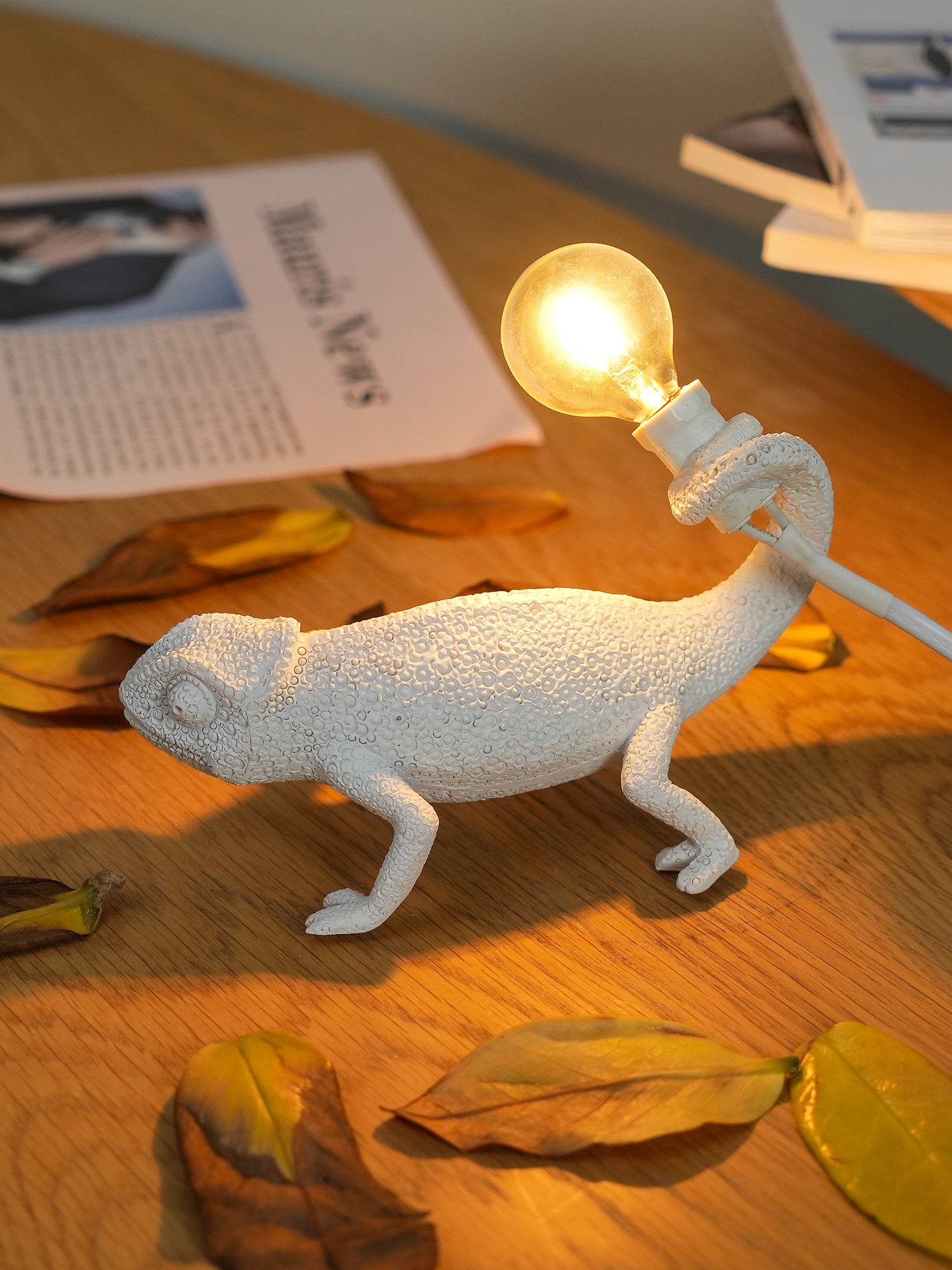 Chameleon Table Lamp - Lumpaz