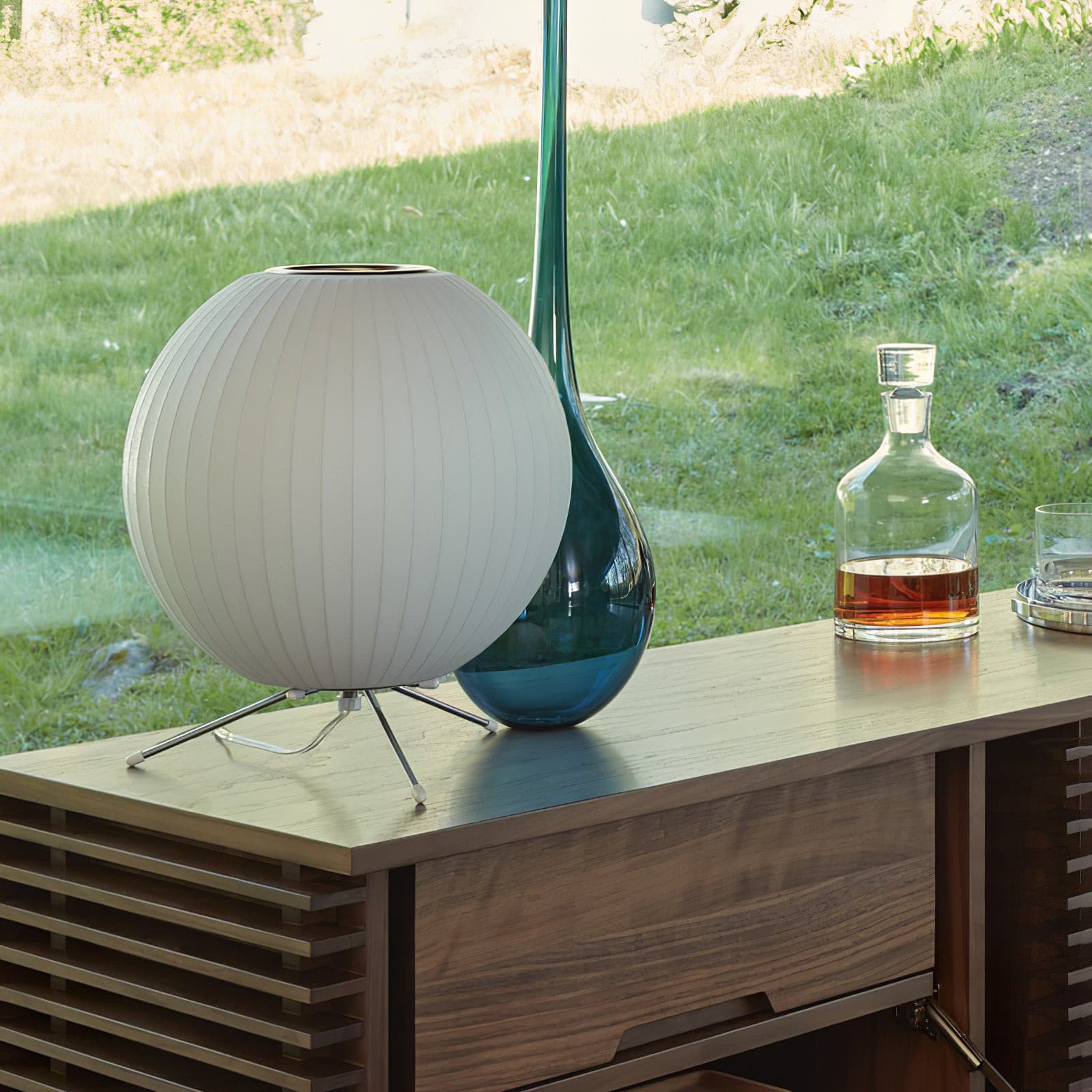 Nelson Tripod Table Lamp - Lumpaz