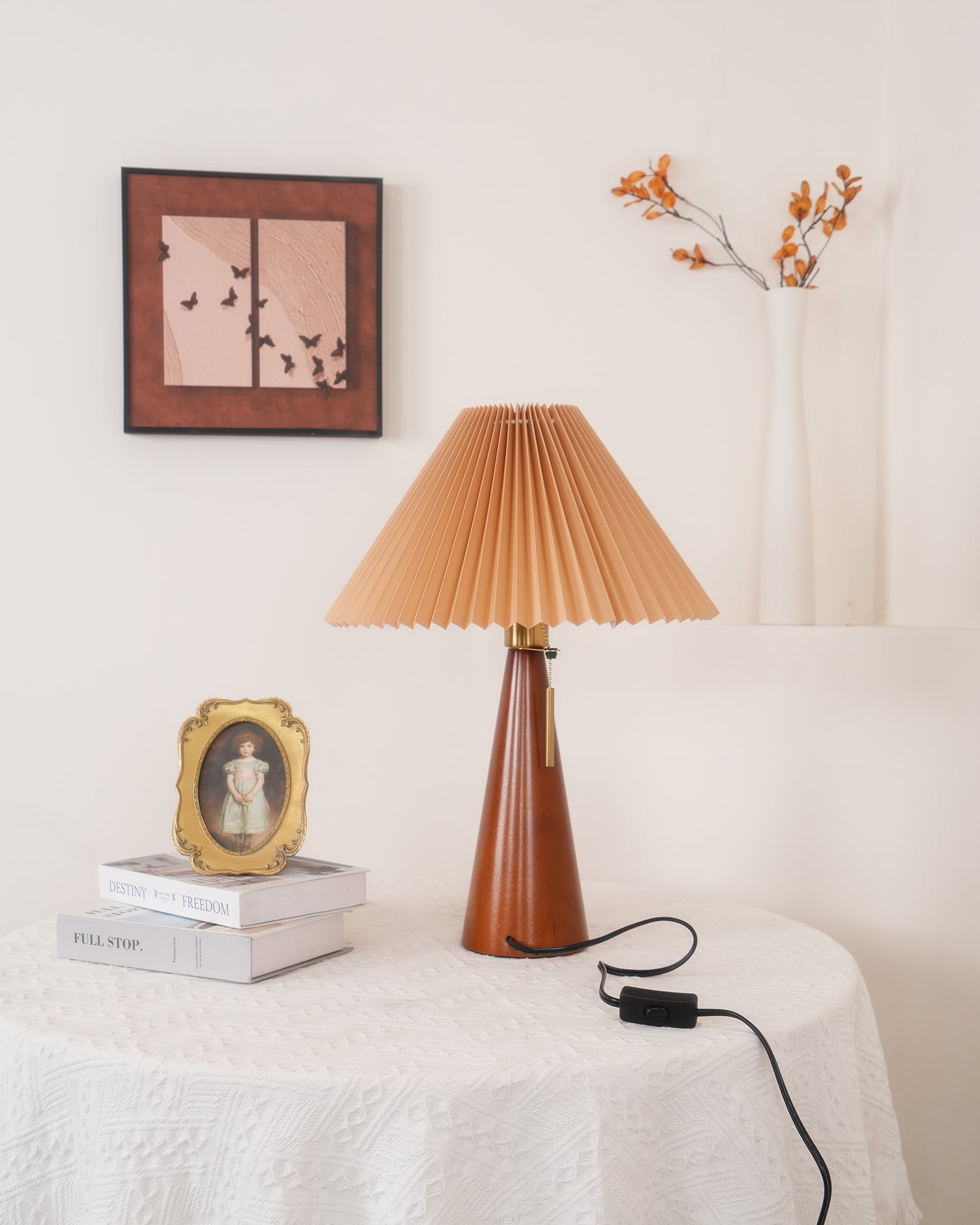 Stringer Table Lamp - Lumpaz
